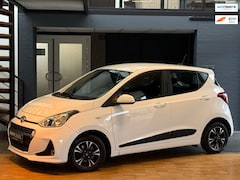 Hyundai i10 - 1.0i Go 2017 Airco Cruise Navi Dealeronderhouden