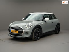 MINI Cooper - 1.5 Chili, navi, 1/2 leder, pano dak, cruise, automaat