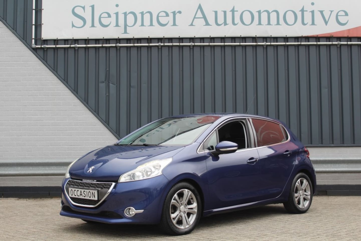 Peugeot 208 - 1.6 VTI ALLURE-NAVIGATIE-CRUISE CONTROL-LEER - AutoWereld.nl