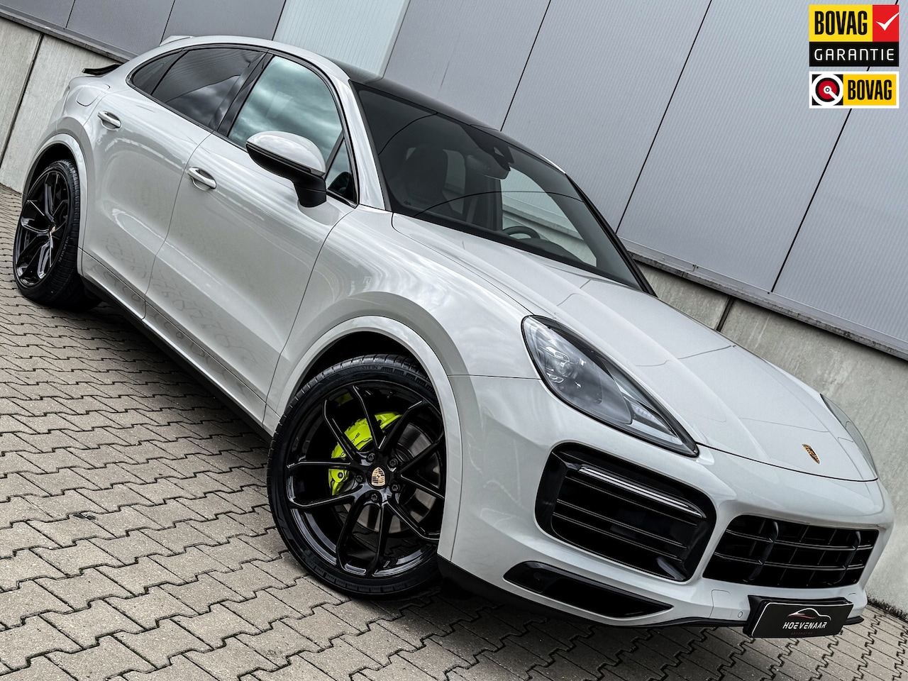 Porsche Cayenne Coupé - 3.0 E-Hybrid 462PK Krijt Sport Design Platinum Edition 4Wb Pano Sport chrono - AutoWereld.nl