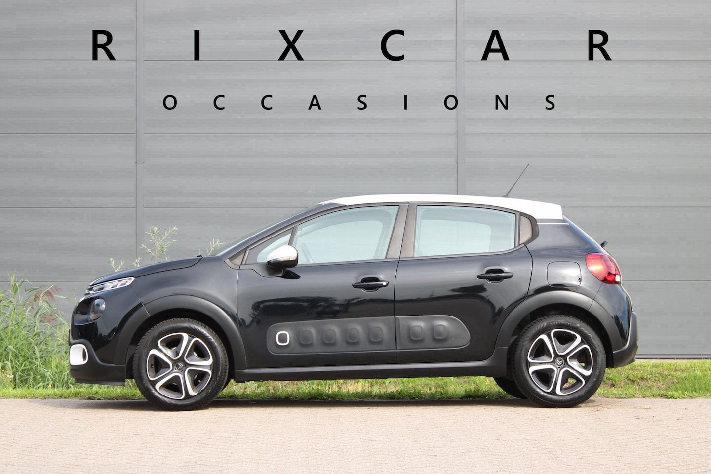 Citroën C3 - 1.2 S&S Feel Carplay Cruise Navi PDC - AutoWereld.nl