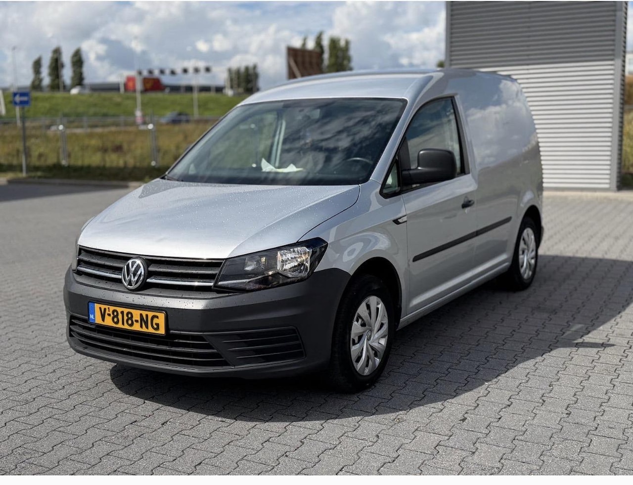 Volkswagen Caddy - 2.0 TDI L1H1 BMT Trendline 2.0 TDI L1H1 BMT Trendline - AutoWereld.nl