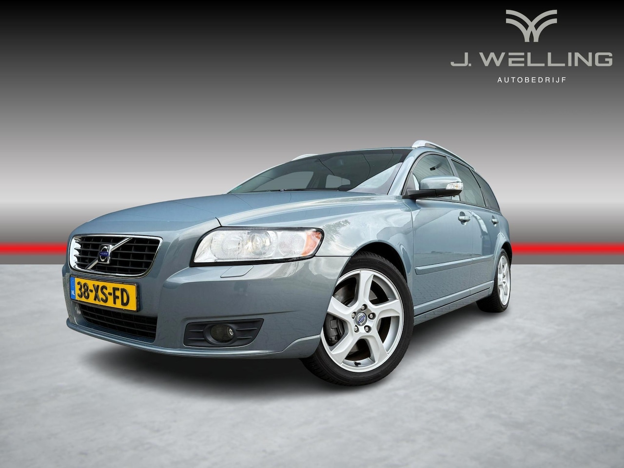 Volvo V50 - 2.5 T5 AWD Summum pano / leer / trekhaak - AutoWereld.nl