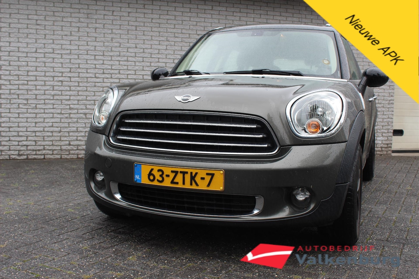 MINI Countryman - 1.6 122pk Cooper Business Line | Cruise | PDC | NAVI | LMV 17'' - AutoWereld.nl