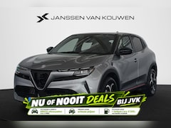 Alfa Romeo Junior - 1.2 Turbo Hybrid Ibrida Speciale Stoelverwarming Keyless Achteruitrijcamera Massage