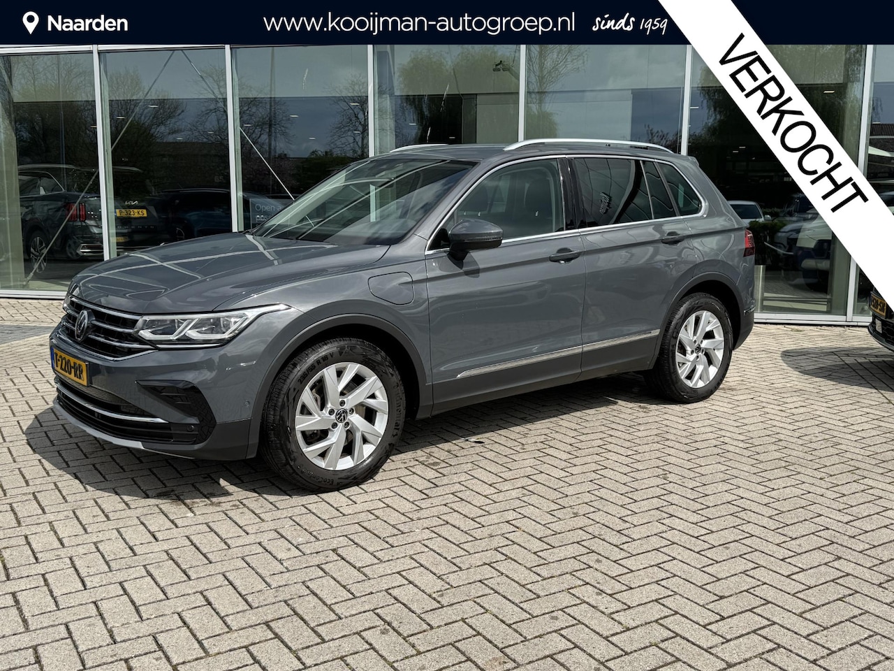 Volkswagen Tiguan - 1.4 TSI eHybrid Business+ PHEV - AutoWereld.nl