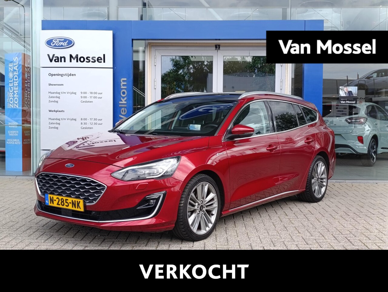 Ford Focus Wagon - 1.0 EcoBoost Vignale | FULL OPTIONS! | Panodak | Adaptieve Cruise | Trekhaak | B&O | Stoel - AutoWereld.nl