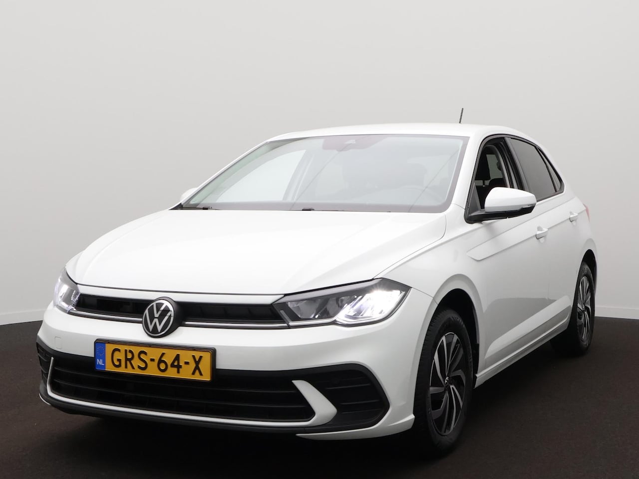 Volkswagen Polo - 1.0 TSI Life Edition Achteruitrijcamera / Apple-Carplay - AutoWereld.nl