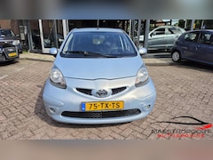 Toyota Aygo - 1.0-12V Sport