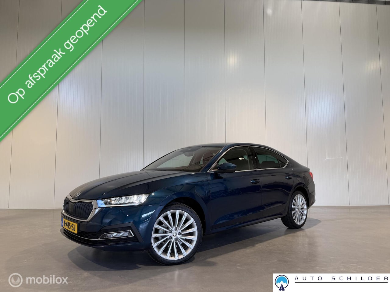 Skoda Octavia - 1.4 TSI iV PHEV Business Edition Plus 1.4 TSI iV PHEV Business Edition Plus, Navi|Led|Adaptive cr.|Carplay|Pdc|El.achterklep|1e - AutoWereld.nl