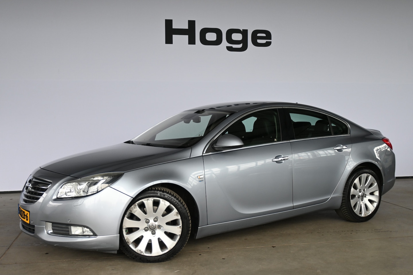 Opel Insignia - 2.8 T Executive 4x4 Automaat Clima Navigatie Leder Goed Onderhouden! Inruil Mogelijk! - AutoWereld.nl