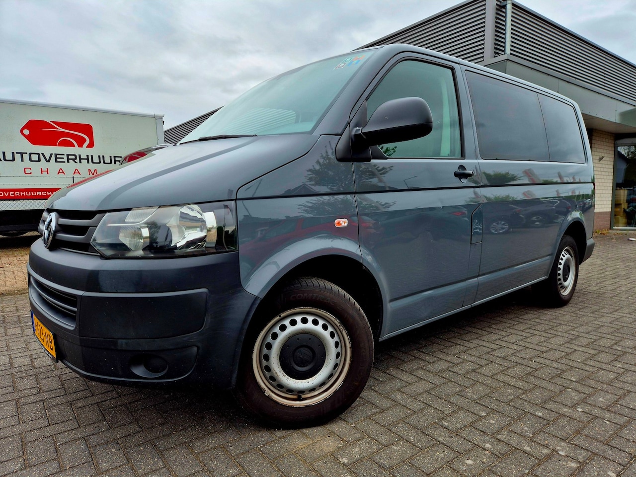 Volkswagen Transporter Kombi - 2.0 TDI L1H2 Trendline MEENEEMPRIJS|9 zitplaatsen|Airco - AutoWereld.nl