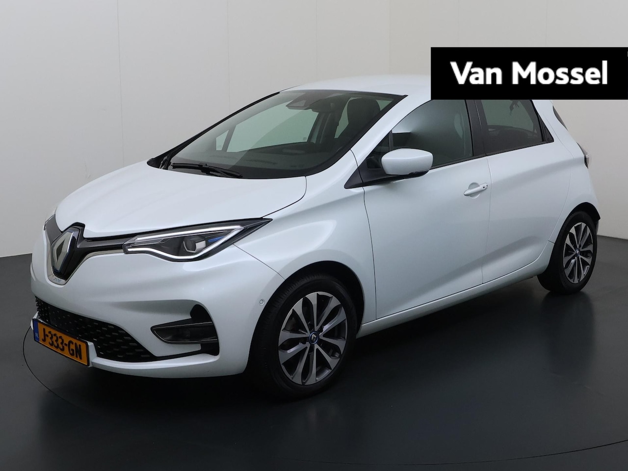 Renault Zoe - R135 Intens 52 kWh (ex Accu) | Trekhaak | Camera | Navigatie - AutoWereld.nl