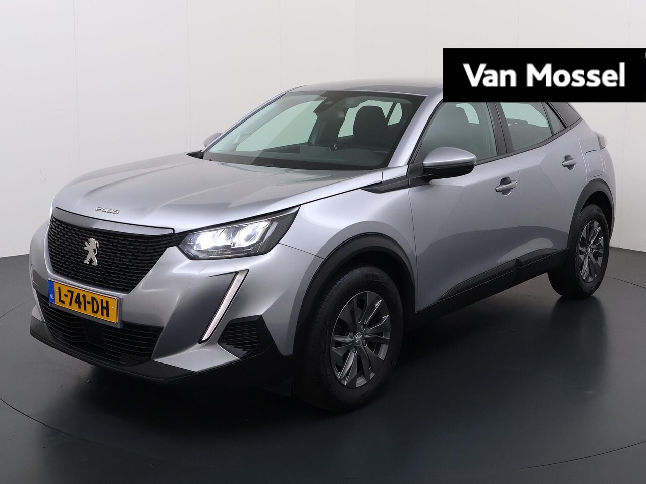 Peugeot 2008 - 1.2 PureTech Active Pack | Cruise control | Navigatie - AutoWereld.nl
