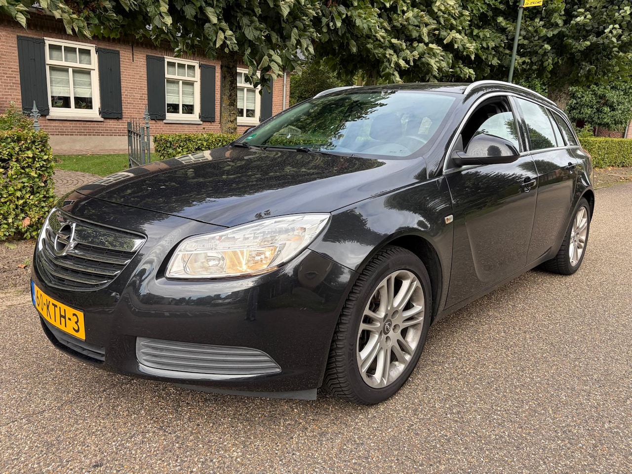 Opel Insignia Sports Tourer - 1.6 Turbo Ecotec 180pk - AutoWereld.nl