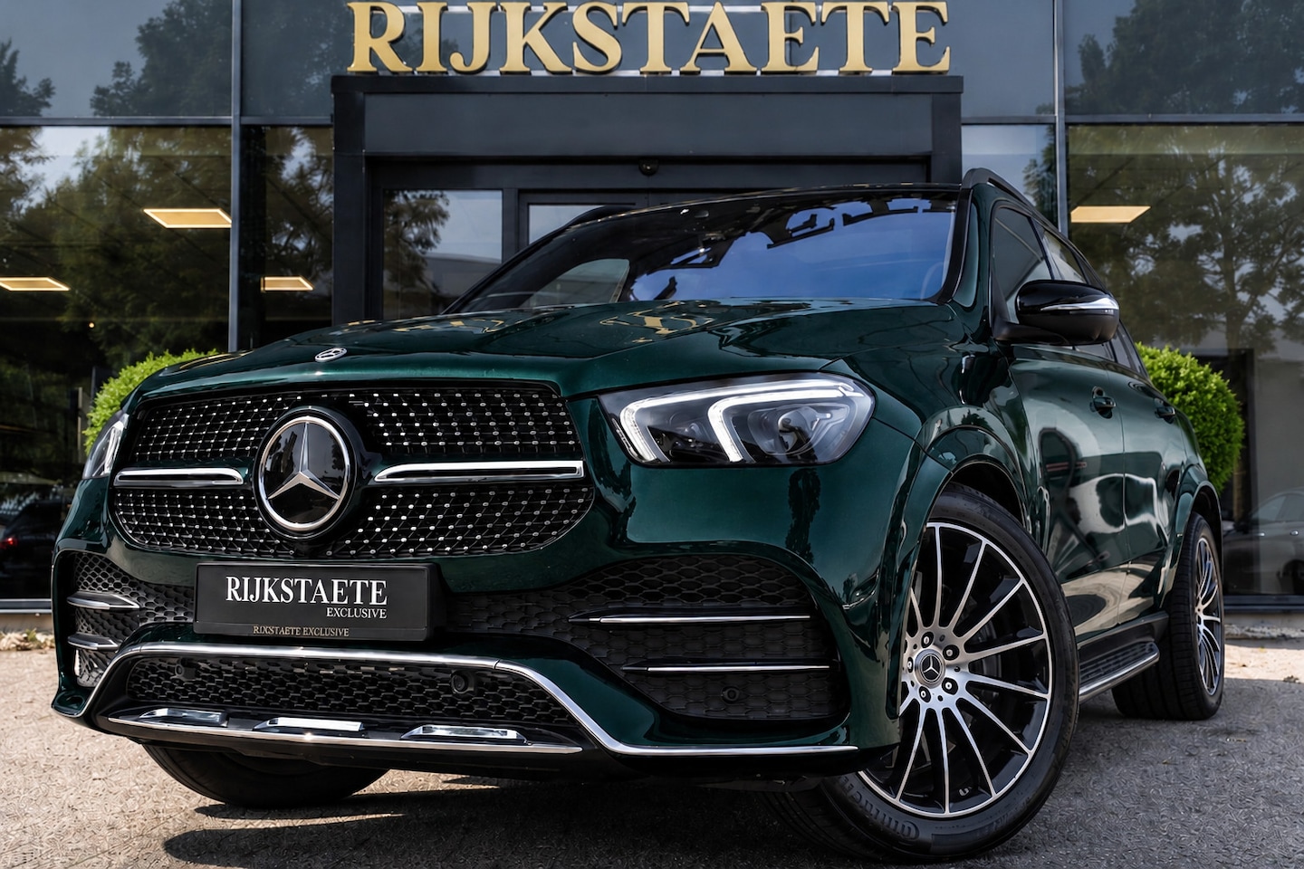 Mercedes-Benz GLE-Klasse - 350 e 4MATIC AMG|PANO|MASSAGE|TREKHAAK - AutoWereld.nl