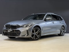BMW 3-serie Touring - 330e | M-pakket | Facelift | Lederen sportstoelen | Harman/Kardon | Sfeerverlichting | Ful