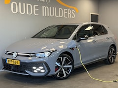 Volkswagen Golf - 1.5 eHybrid GTE | Adaptive cruise | 360 | Head-up | Sfeer | IQ light |Stoelverwarming | Ca