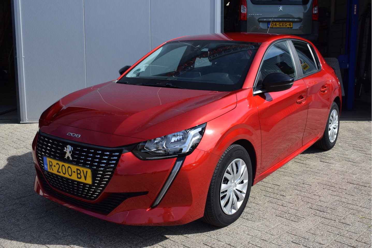 Peugeot 208 - 1.2 Active | NL-Auto | NAP | Apple Carplay/Android Auto - AutoWereld.nl
