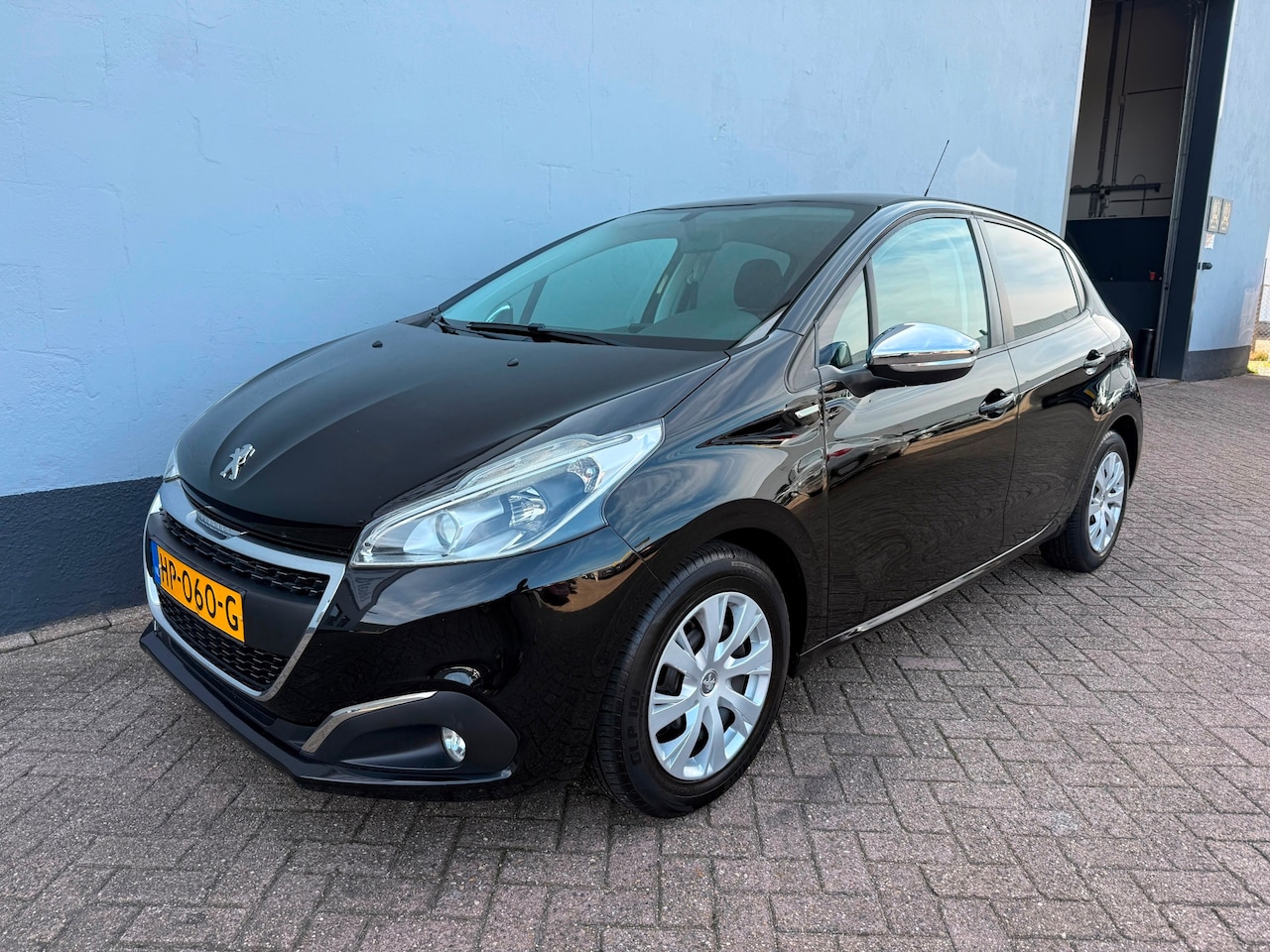 Peugeot 208 - 1.2 PureTech Urban Soul - Dealer Onderhouden - AutoWereld.nl