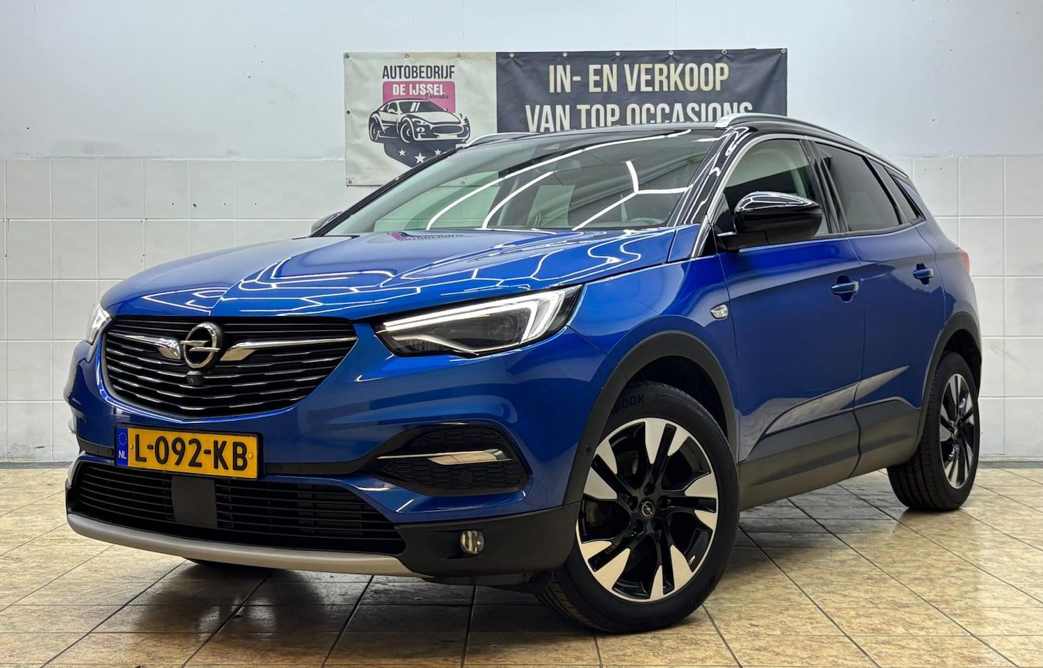 Opel Grandland X - 1.2 Turbo Ultimate/GARANTIE / 1STE EIG/DEALER ONDERHOUD - AutoWereld.nl
