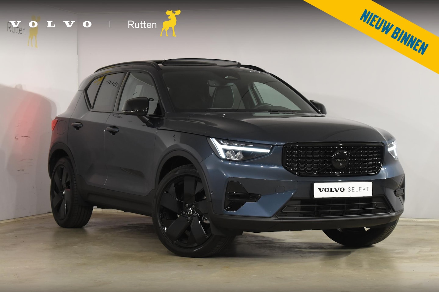Volvo XC40 - B4 211PK Plus Black Edition / Adaptive Cruise control / 360 Camera / Extra getint glas / 2 - AutoWereld.nl