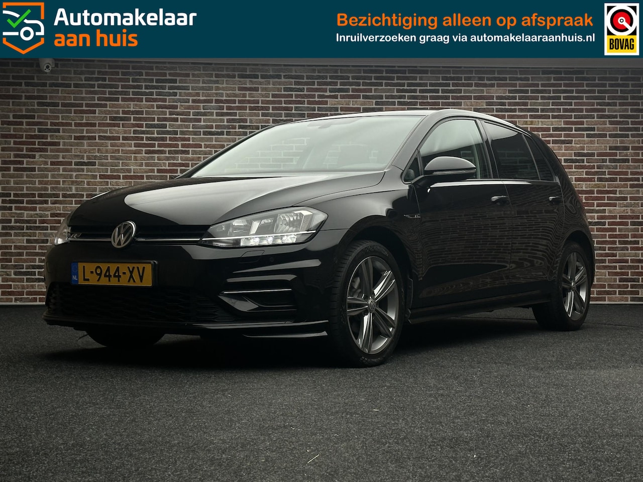Volkswagen Golf - 1.0 TSI Highline R-Line | Massage - AutoWereld.nl
