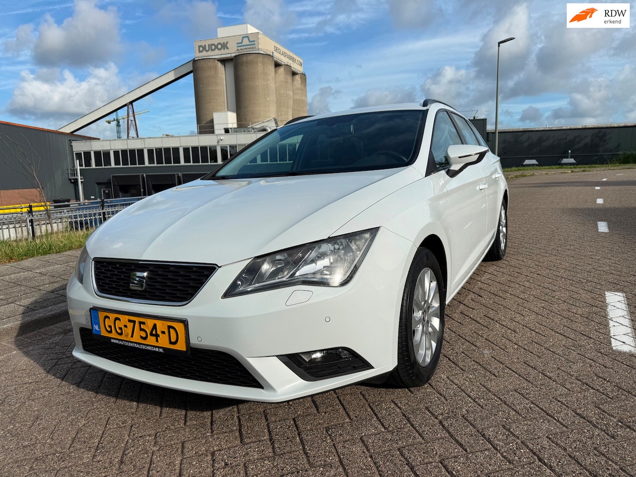 SEAT Leon ST - 1.2 TSI Style 1.2 TSI Style - AutoWereld.nl