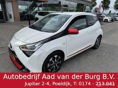 Toyota Aygo - 1.0 VVT-i X-joy Automaat 5 deurs Navigatie via Apple carply - Android Auto , Airco Climate