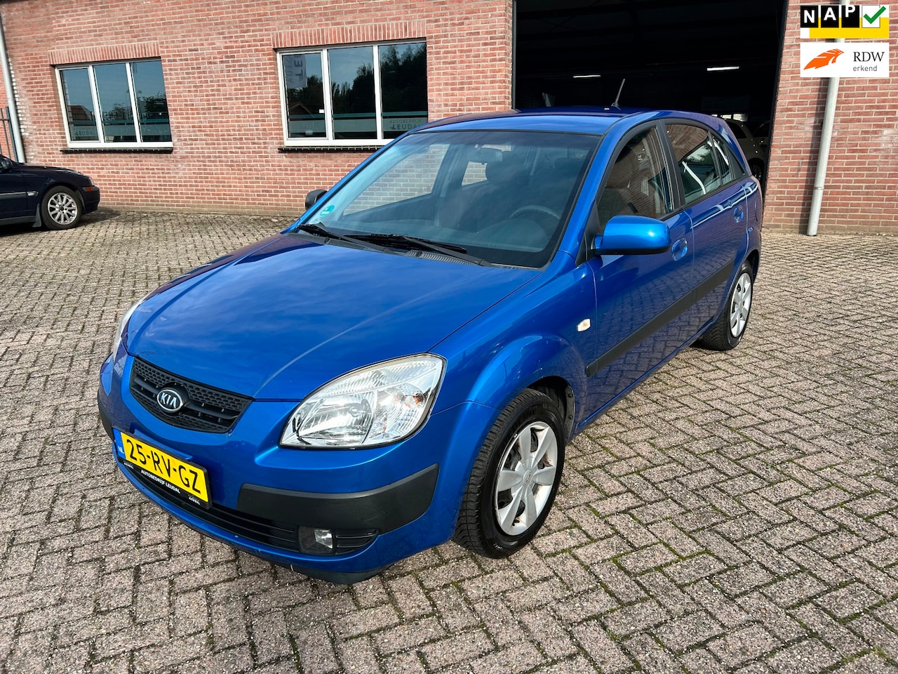 Kia Rio - 1.4 L // Inruilkoopje // APK 26-6-2027 - AutoWereld.nl