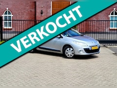 Renault Mégane - 1.6 Expression / Airco / Navi / Dealer onderhouden / Nap / Cruise