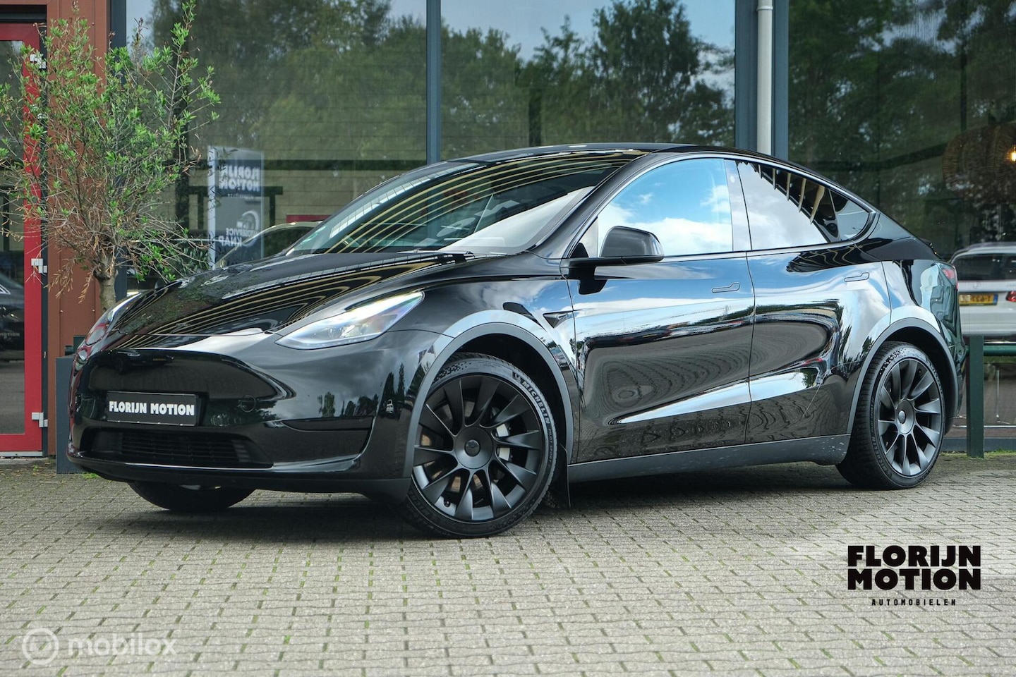 Tesla Model Y - RWD 58 kWh | 93,2% SOH | 20 “ Turbine velgen | 360 camera | Trekhaak | Spoiler | LFP accu - AutoWereld.nl