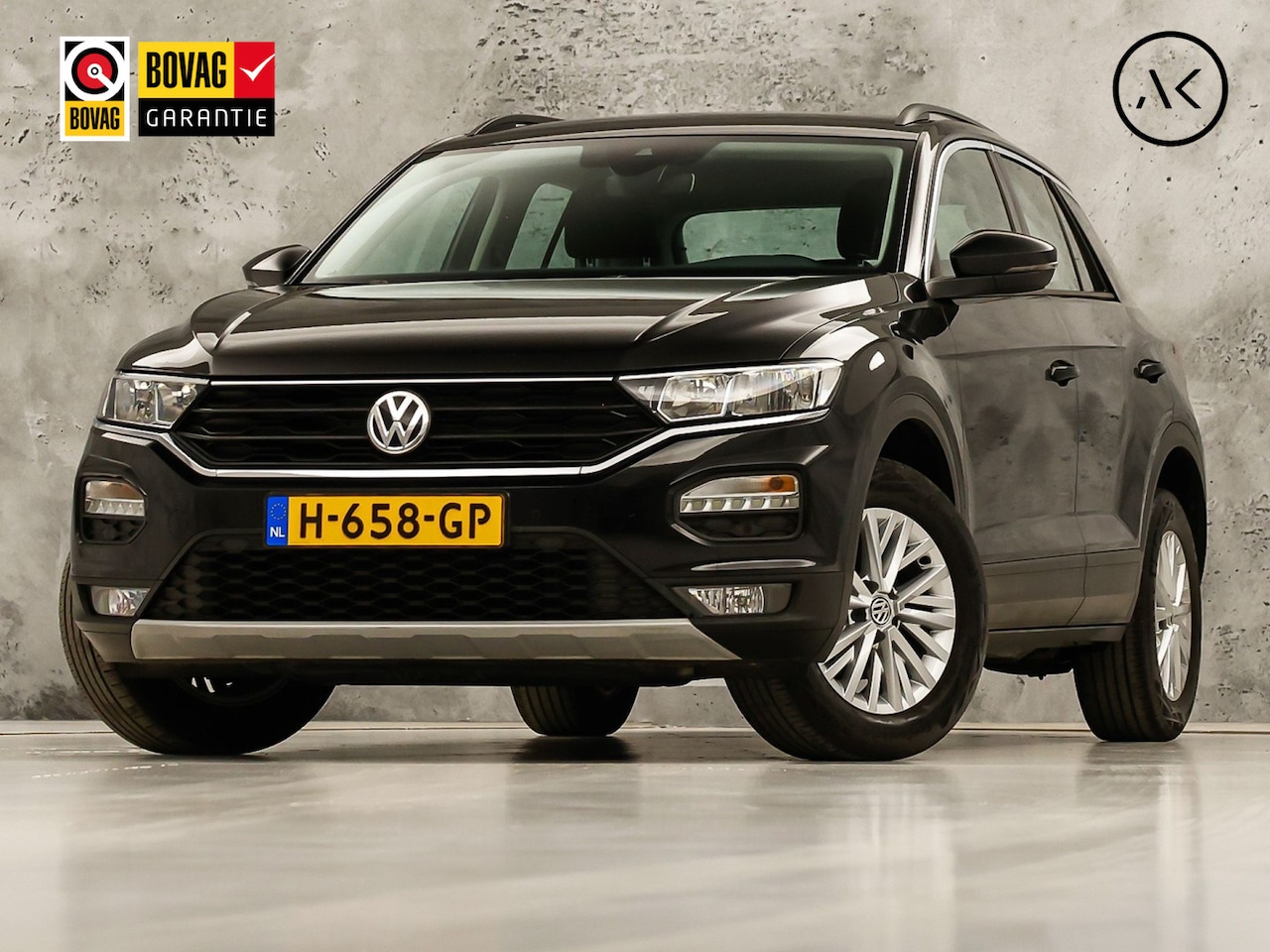 Volkswagen T-Roc - 1.0 TSI Sport (APPLE CARPLAY, GROOT NAVI, CLIMATE, STOELVERWARMING, TREKHAAK, SPORTSTOELEN - AutoWereld.nl