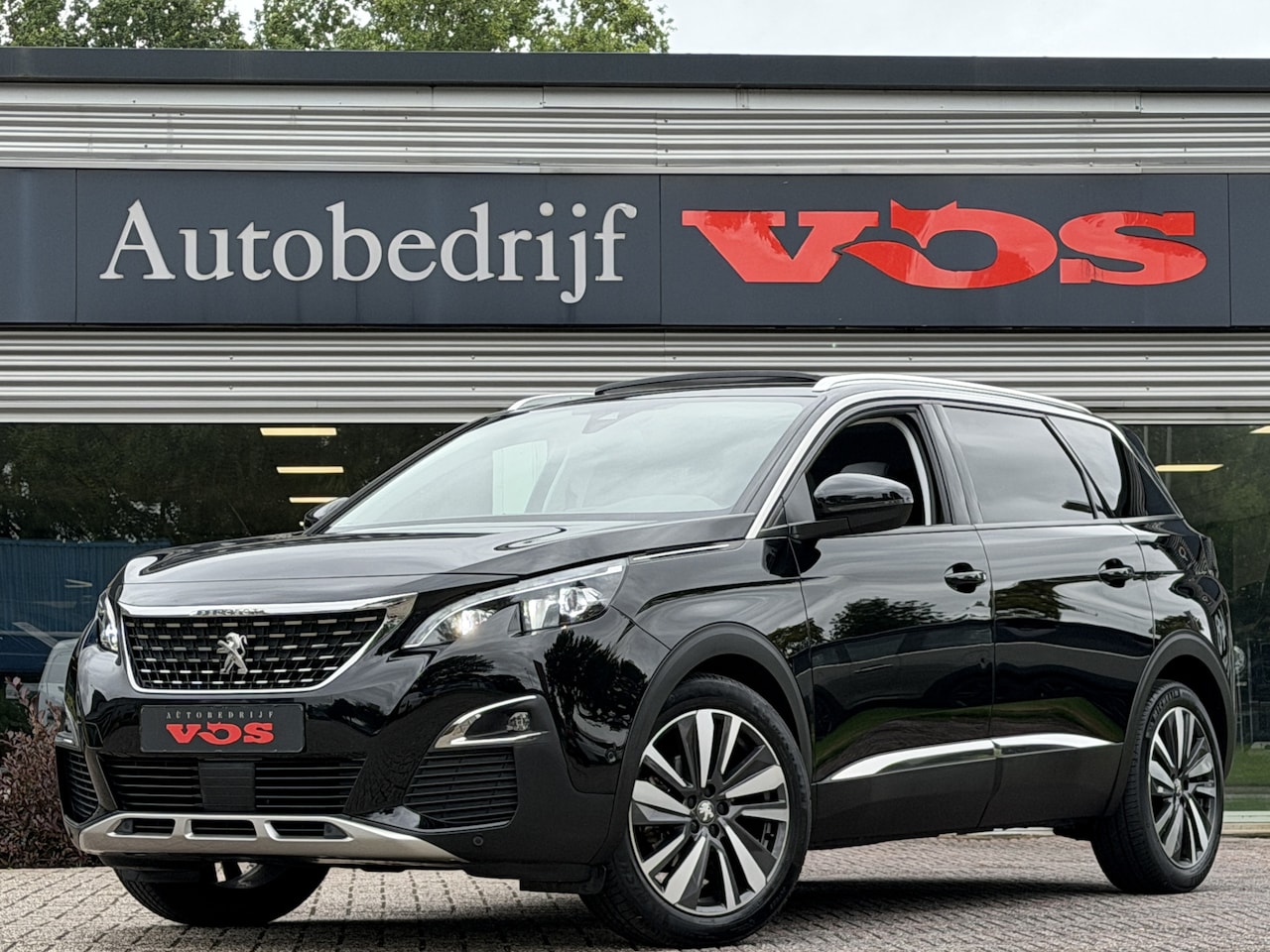 Peugeot 5008 - 1.2 PureTech Allure Avantage | Panodak | Memory | LED | 1e eigenaar - AutoWereld.nl