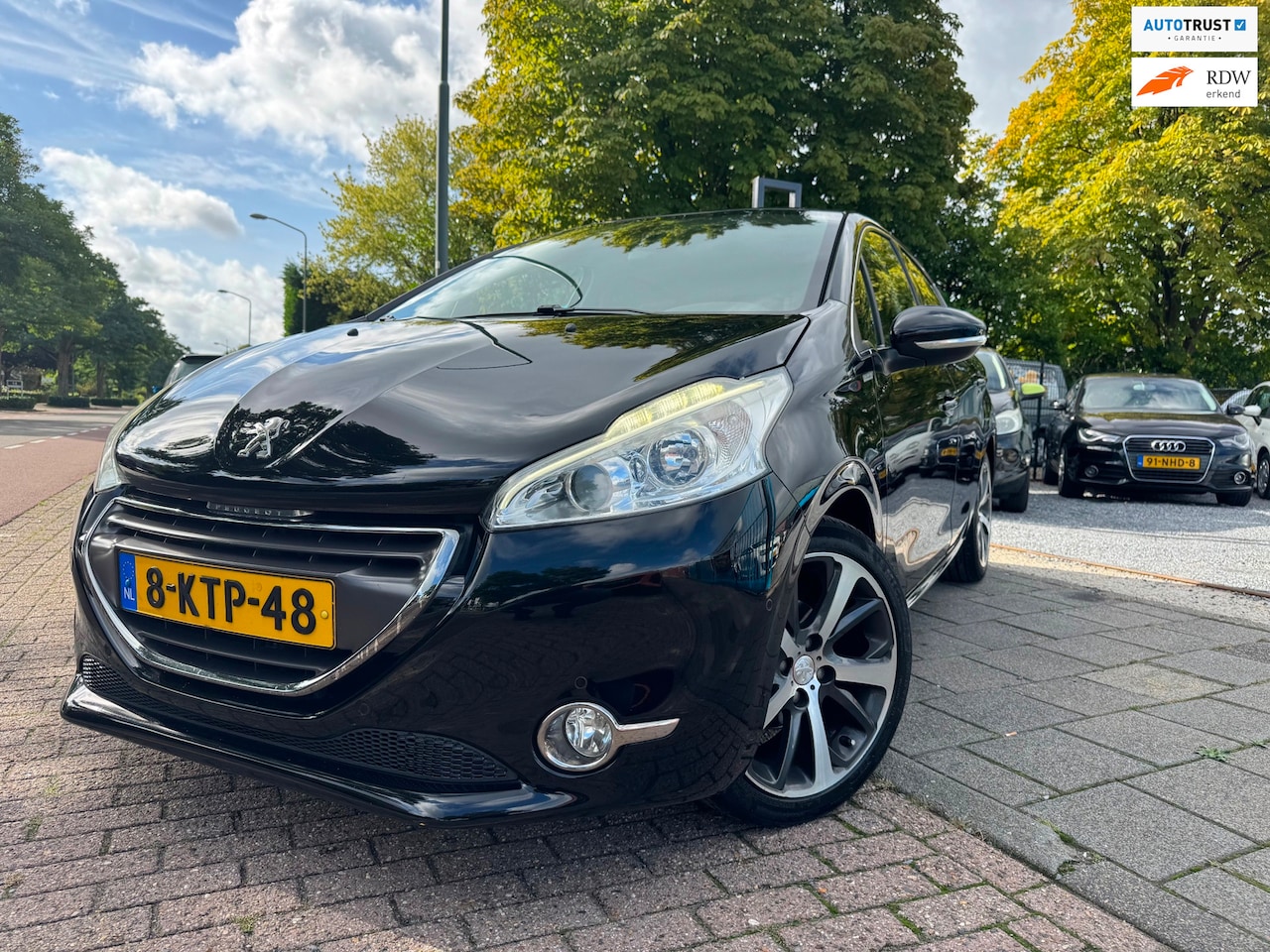 Peugeot 208 - 1.6 VTi Intuïtive Clima Elek Pakket Navi Pdc Cruise - AutoWereld.nl