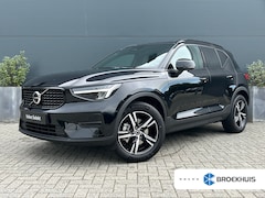 Volvo XC40 - 2.0 B4 Plus Dark | Panoramadak | Harman/Kardon | Trekhaak | Camera |
