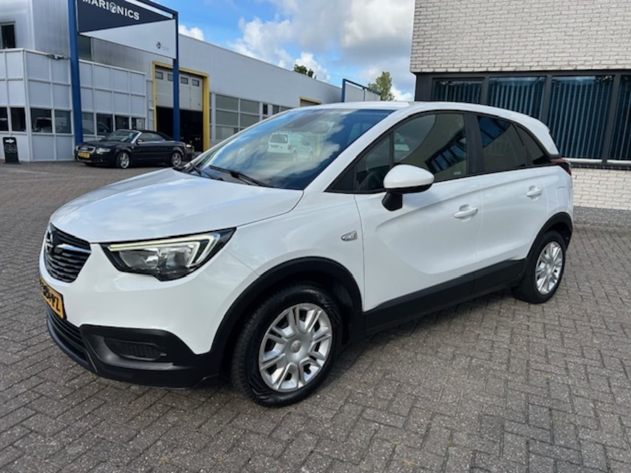 Opel Crossland X - 1.2 Online Edition 1.2 Online Edition - AutoWereld.nl