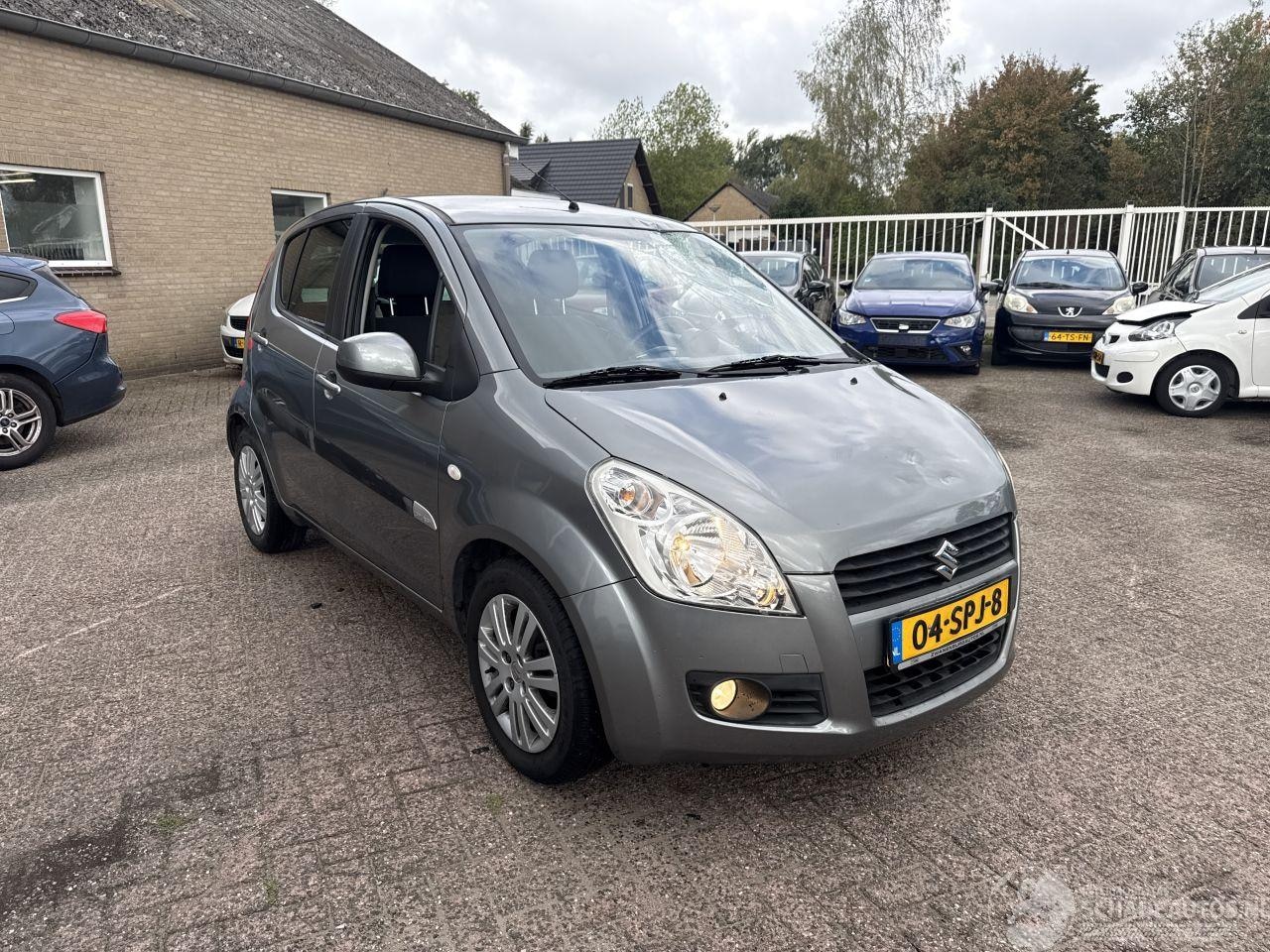 Suzuki Splash - 1.0 VVT Exclusive WEINIG KILOMETERS - AutoWereld.nl