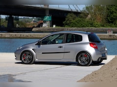 Renault Clio - 2.0-16V 200 RS Cup 1.Owner / 282 Pictures online