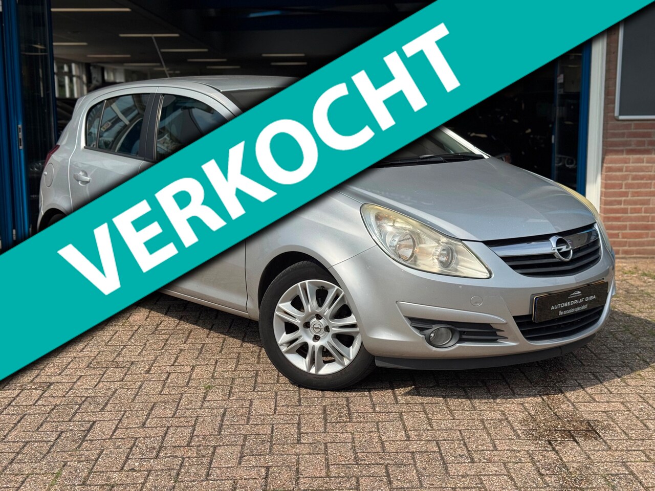 Opel Corsa - 1.4-16V Cosmo 5drs 2008 GRIJS AIRCO CRUISE NAP! - AutoWereld.nl