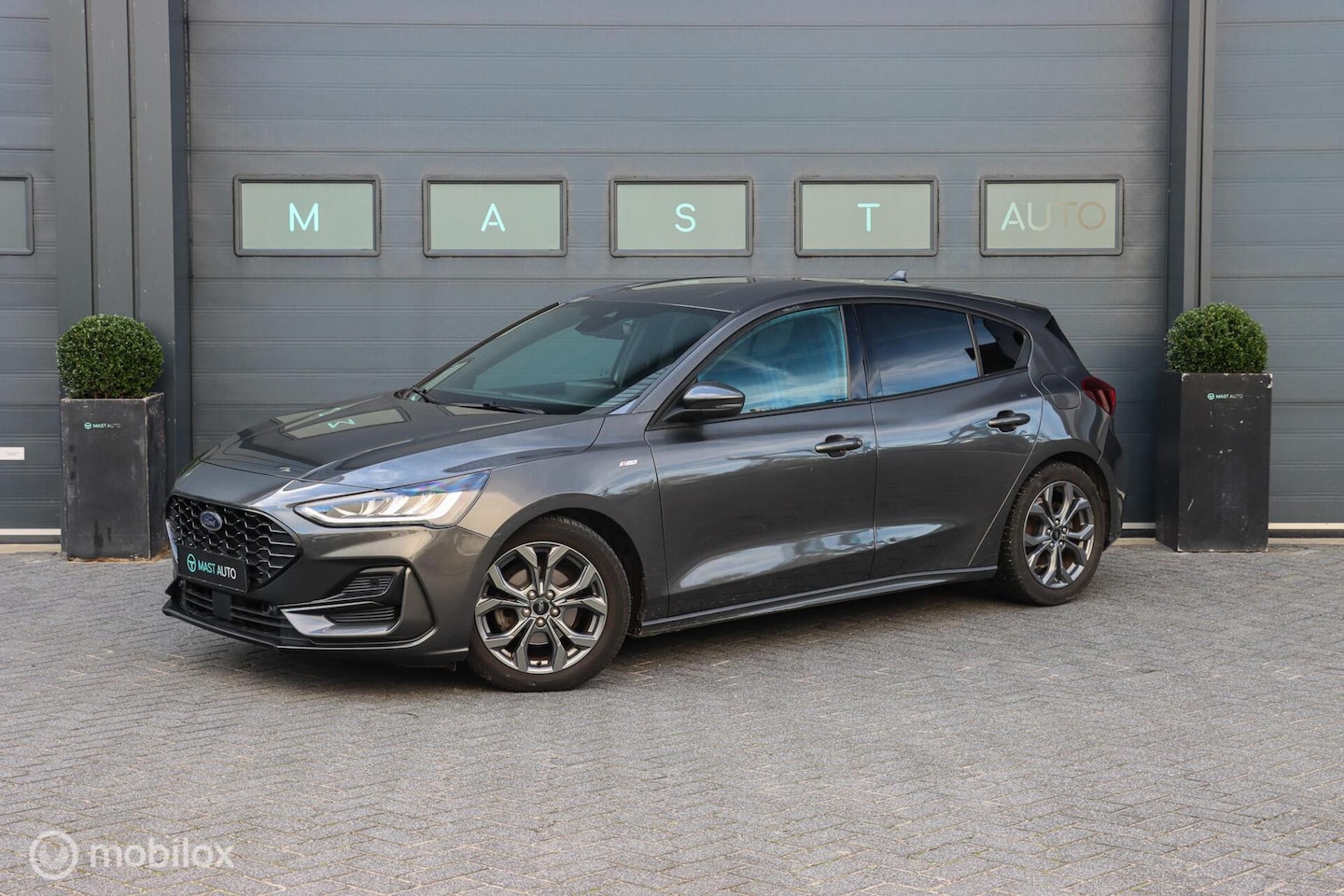 Ford Focus - 1.0 EcoBoost ST-Line|LED|STOEL & STUURVERM.|CRUISE|CARPLAY - AutoWereld.nl