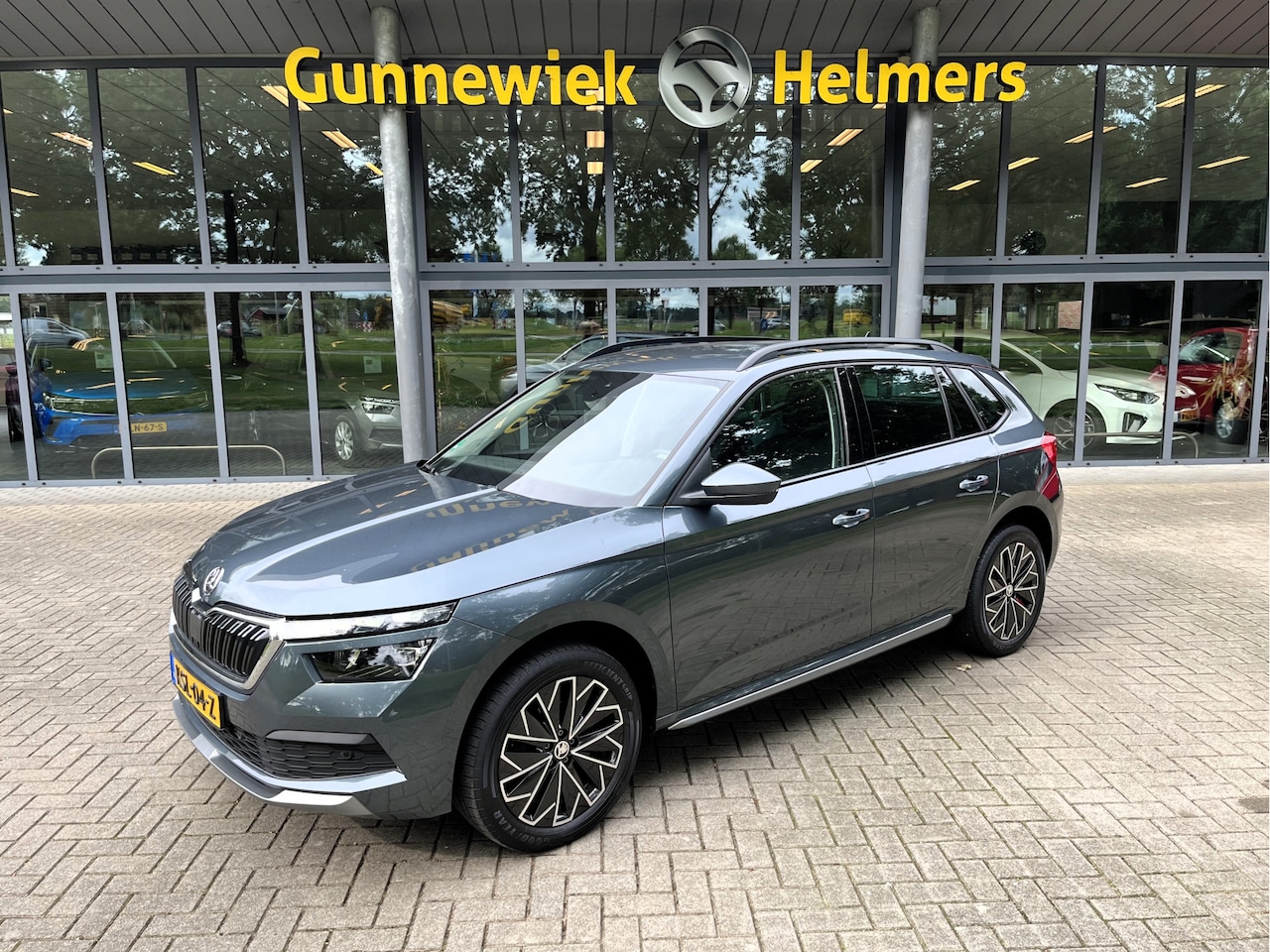 Skoda Kamiq - 1.0 TSI Business Edition | ACC | CAM | CARPLAY | CLIMA | KEYLESS | LED | NAVI | STOELVERW. - AutoWereld.nl