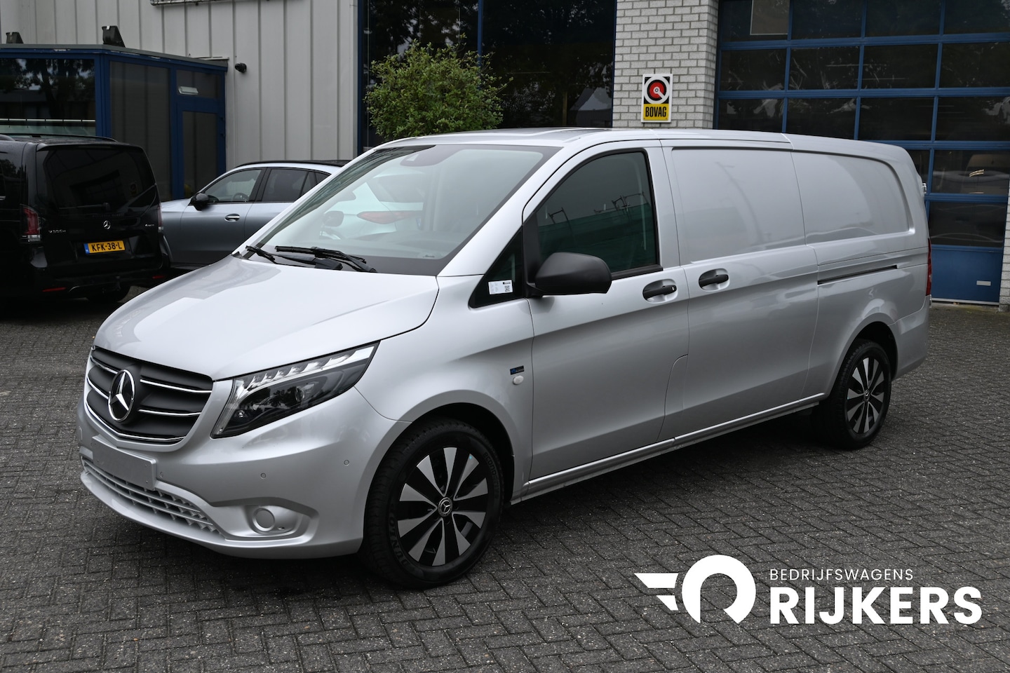 Mercedes-Benz Vito - 119 CDI L3 2 Schuifdeuren, LED, Distronic, Audio 40 Navigatie met camera - AutoWereld.nl