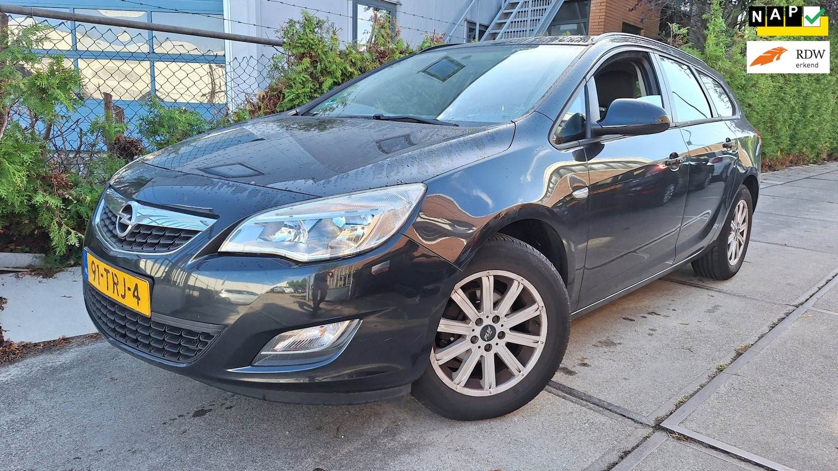 Opel Astra Sports Tourer - 1.4 Business Edition 1.4 Business Edition - AutoWereld.nl