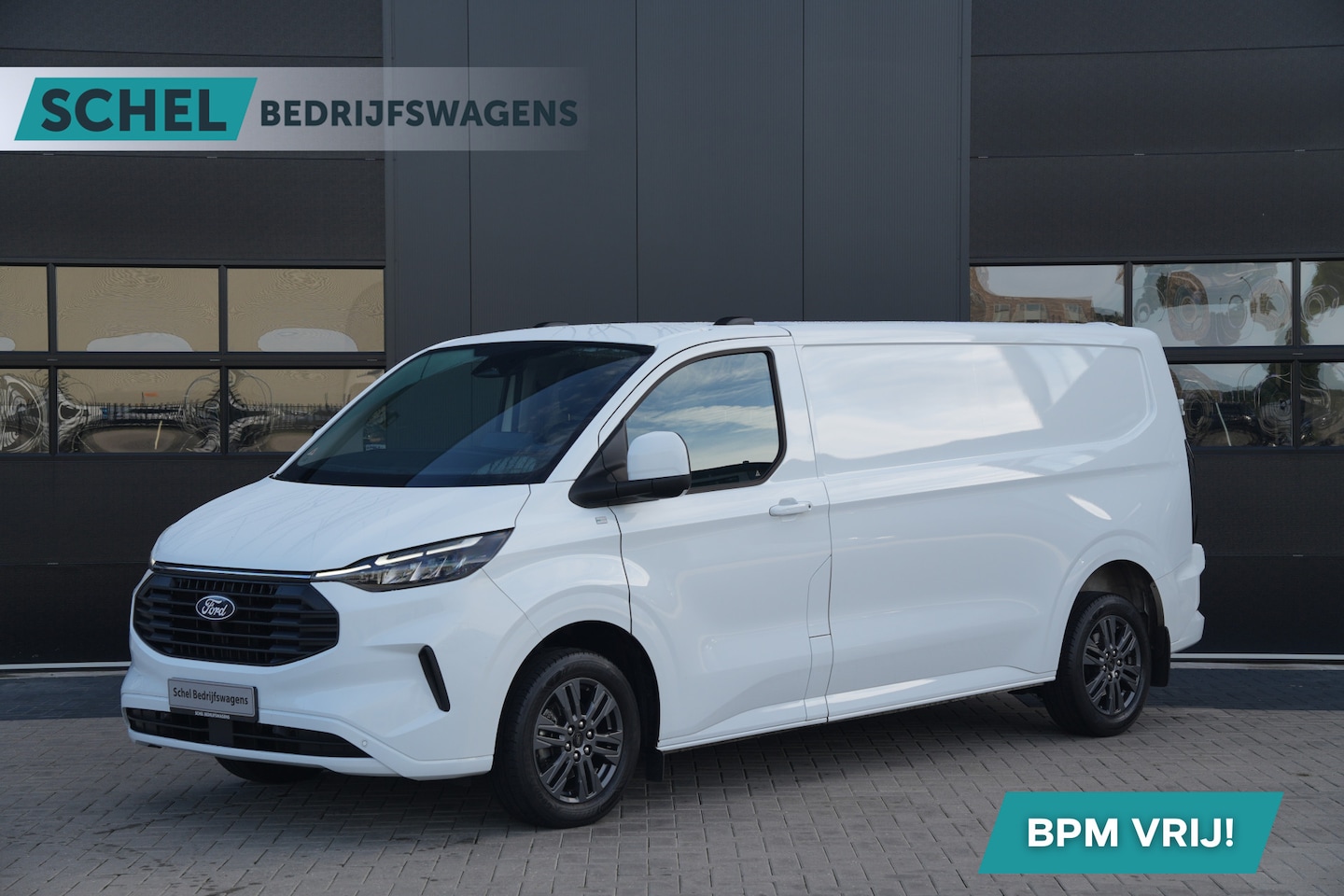 Ford Transit Custom - 320 2.0 TDCI L2H1 Limited 170pk - Adaptive Cruise - Stuurwiel verwarmd - Draadloos laden - - AutoWereld.nl