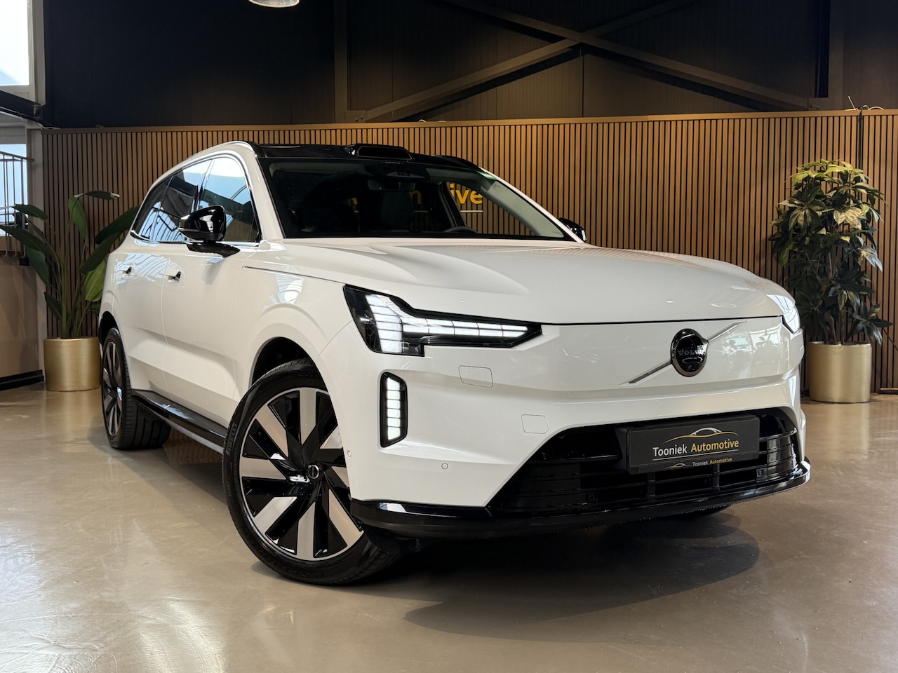 Volvo EX90 - Twin Motor ULTRA 7p. | 408pk | Panoramadak PILOT ASSIST | BOWERS & WILKINS | AWD - AutoWereld.nl