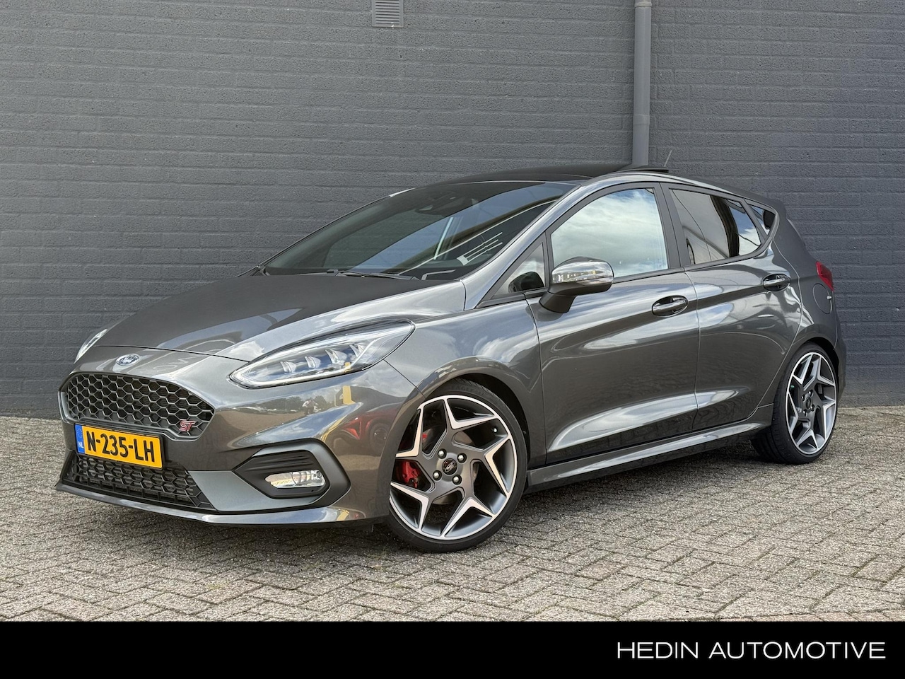 Ford Fiesta - 1.5 EcoBoost ST-3 | Pano | Recaro | LED | Navi | B&O | Camera - AutoWereld.nl