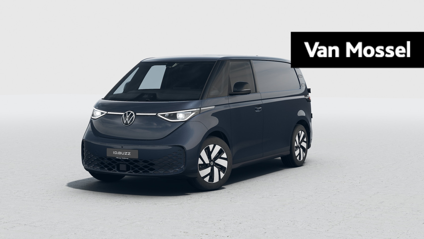Volkswagen ID. Buzz Cargo - Bulli Limited Edition 79 kWh 286PK | Airco | Achteruitrijcamera | Stoelverwarming | Trekha - AutoWereld.nl