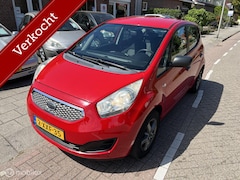 Kia Venga - 1.4 CVVT X-tra lage km stand, kleine schades aanwezig
