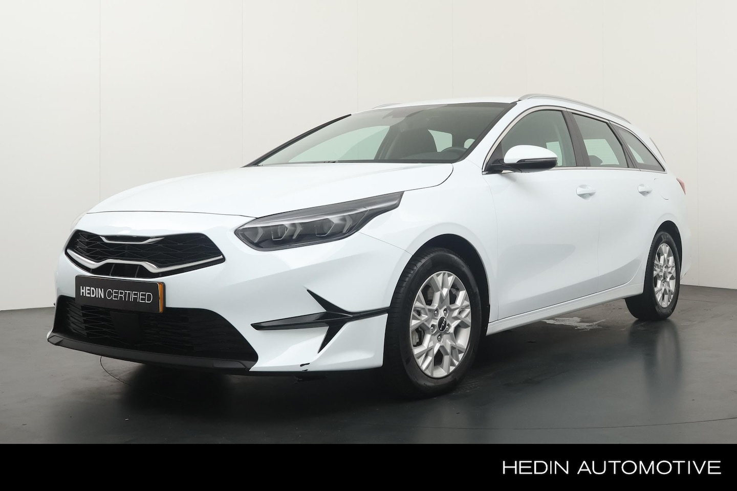 Kia Cee'd Sportswagon - Ceed 1.0 T-GDi 120PK! DynamicLine | Navigatie | Camera | Climate control | Cruise Control - AutoWereld.nl